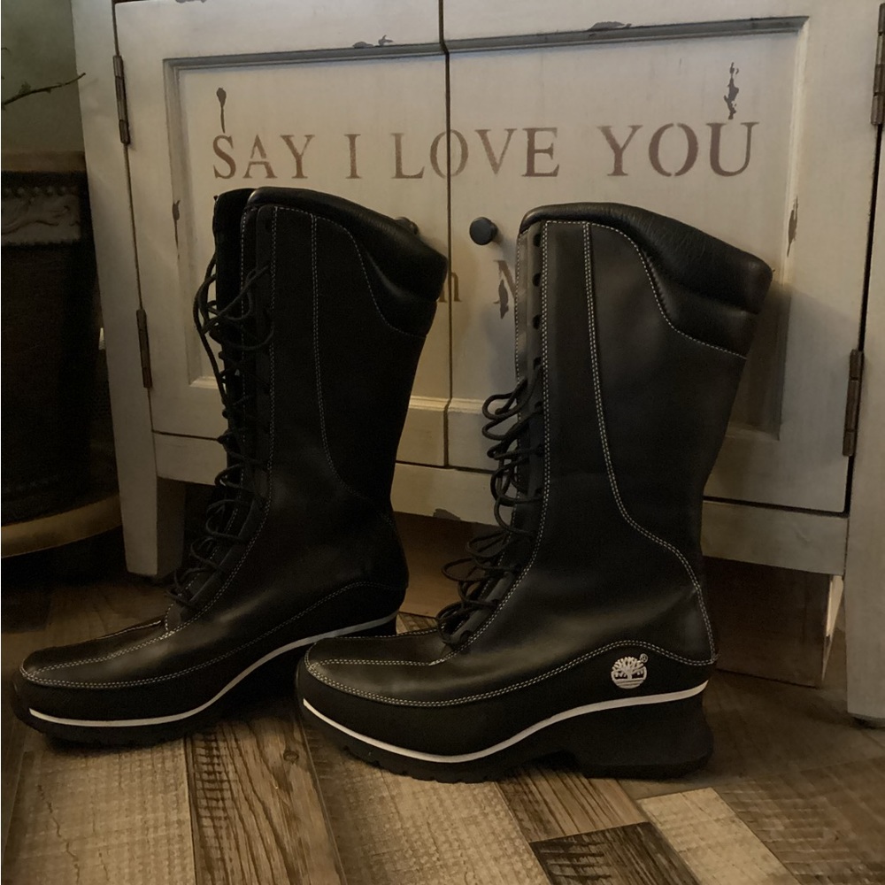 timberlands boots heeled size 9.5